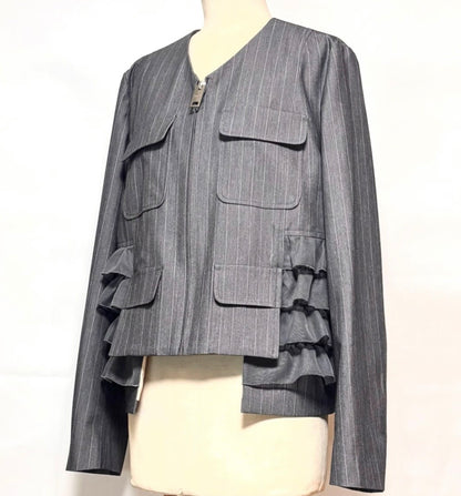 【予約】【1月下旬入荷予定】  1% USU展示会　27S-J-15  スーツ地フリルジャケット　2027 SPRING　(20261007)