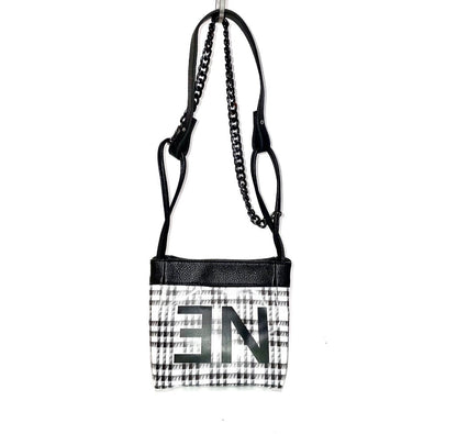 【予約】【3月下旬入荷予定】  1% USU展示会　721-AB-04　ロゴ刺繍ショルダーバック  2027 SPRING　(20261007)