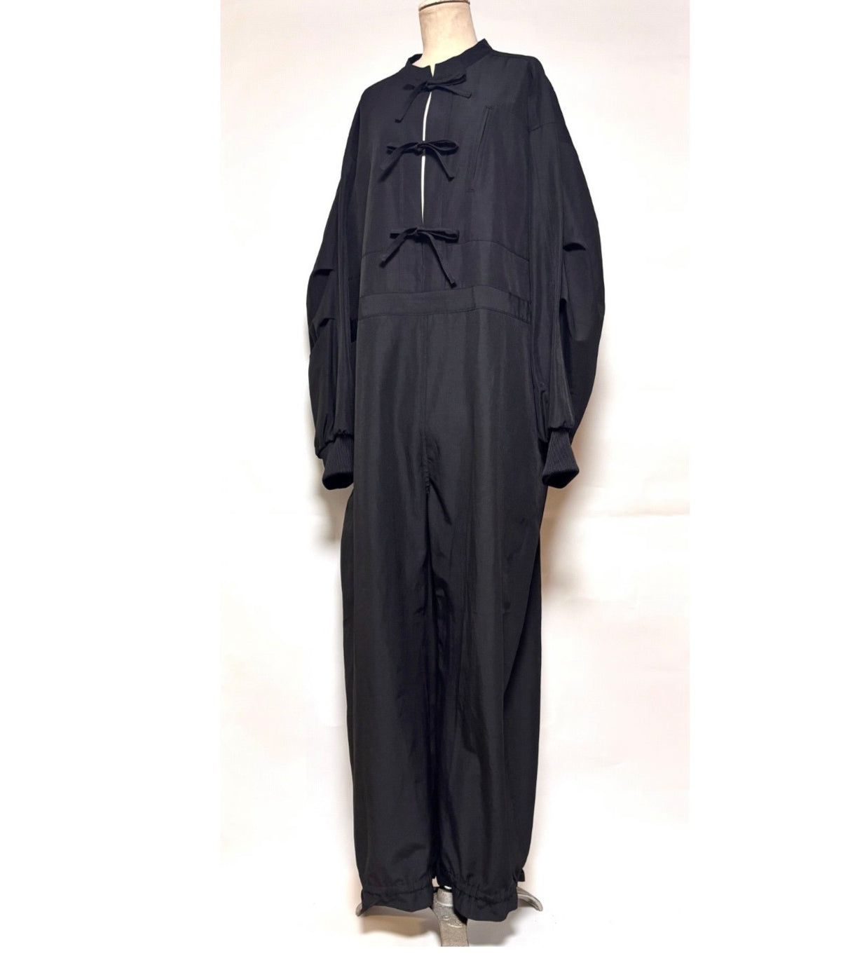 【予約】【2月下旬入荷予定】  1% USU展示会　27S-MO-28       T/Cタイプライターオールインワン　  2027 SPRING　(20261007)