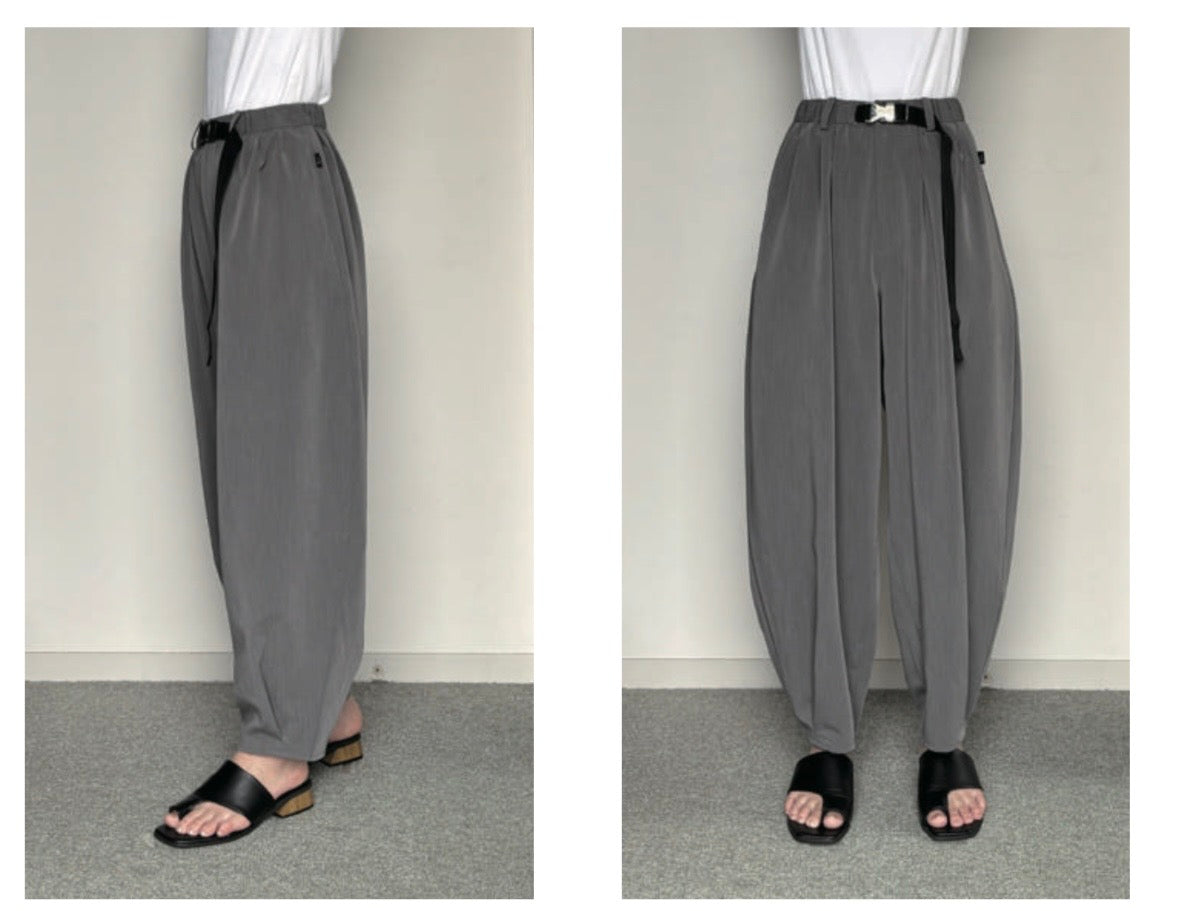 【予約】【2月下旬入荷予定】  1% USU展示会　721-P-43ST  裾しぼりワイドパンツ　2027 SPRING　(20261007)