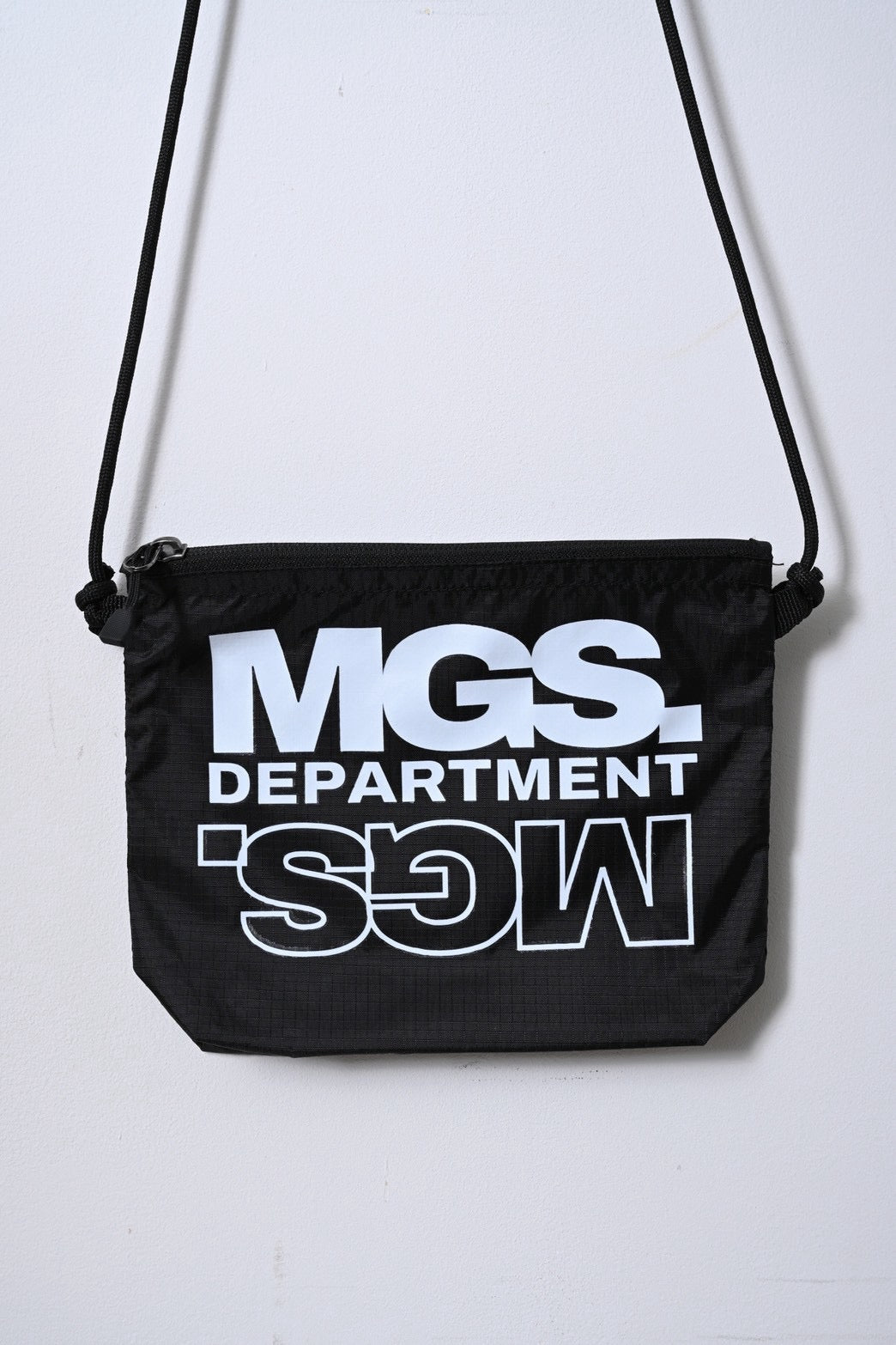 【予約】【1月下旬入荷予定】   M53. 展示会　MB-021    M53.サコッシュ　issue24  　 (20261013)