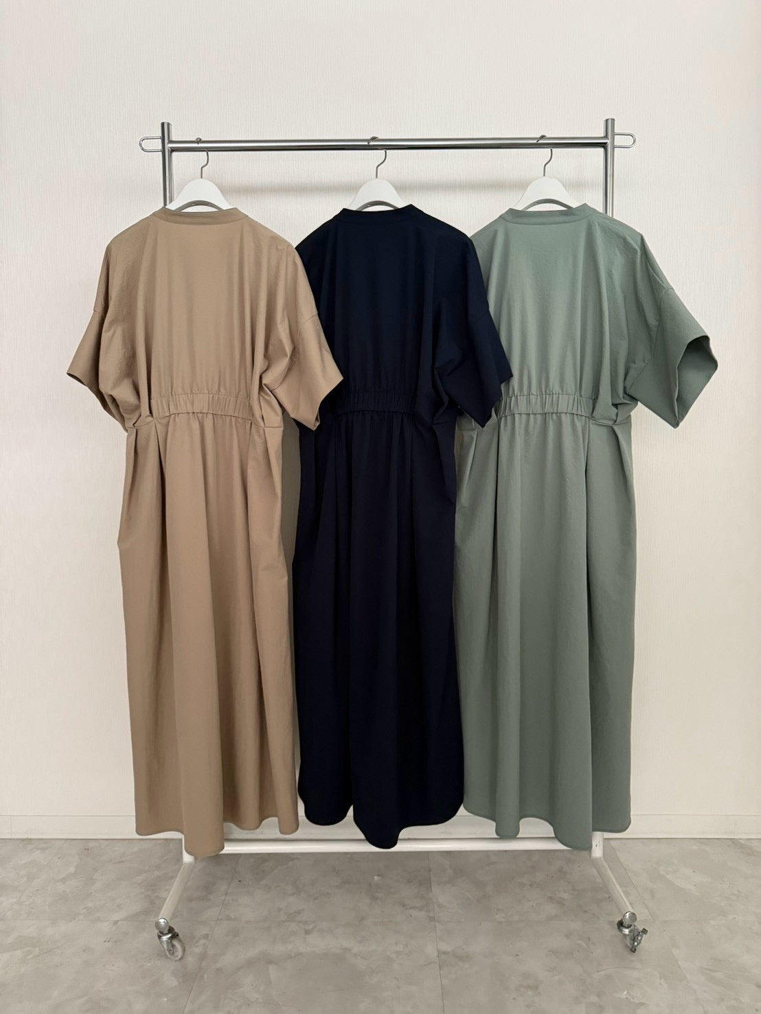 【予約】【2月下旬入荷予定】   オーディナリー 展示会　BO27-802D   タックフレアーコートドレス   SPRING/SUMMER 2027 vol.1