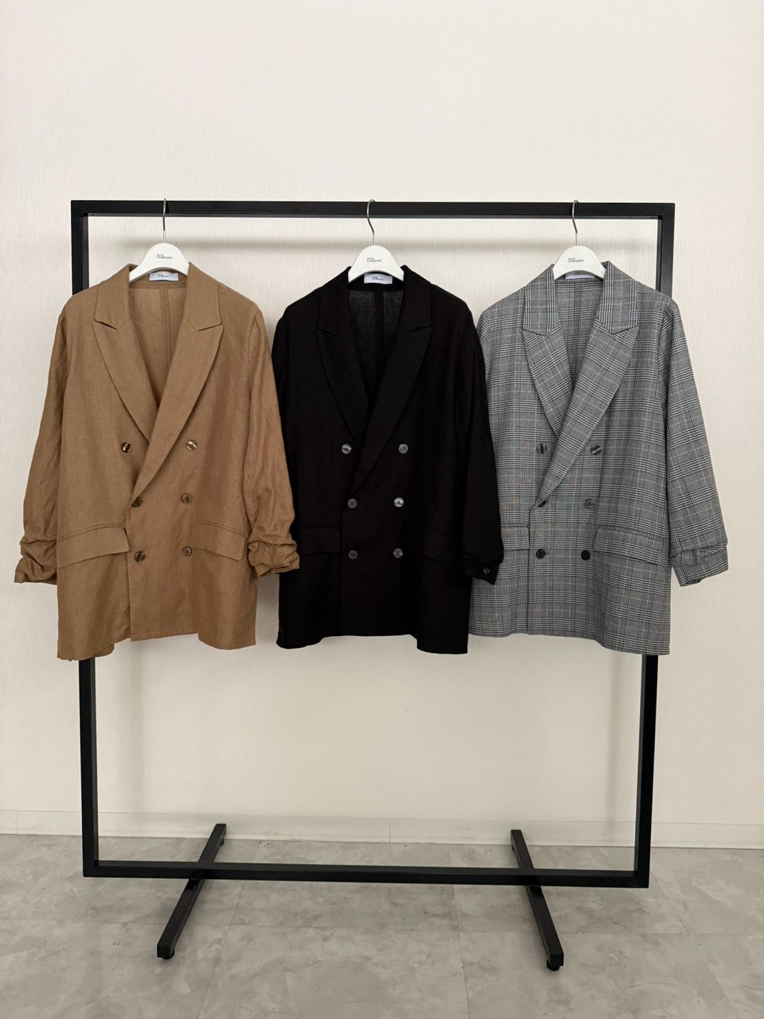 【予約】【2月下旬入荷予定】   オーディナリー 展示会　BO27-807J    シュシュスリーブダブルジャケット   SPRING/SUMMER 2027 vol.1