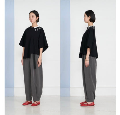 【予約】【3月下旬入荷予定】  1% USU展示会　27S-T-8    衿ロゴTシャツ　2027 SPRING　(20261007)