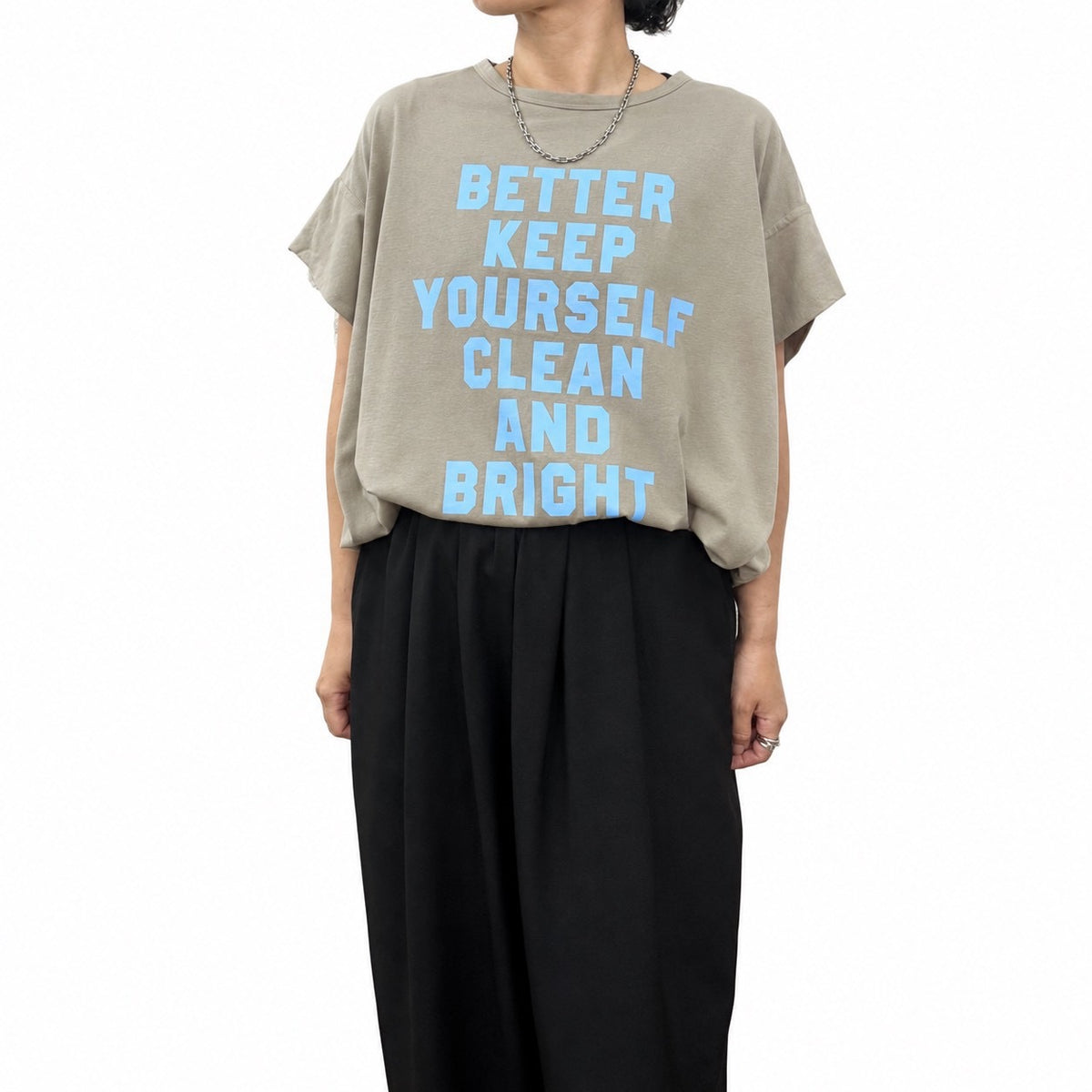 【予約】【4月上旬入荷予定】   siro 展示会　  R713222     メッセージタックTシャツ     SPRING/SUMMER   (0261015)