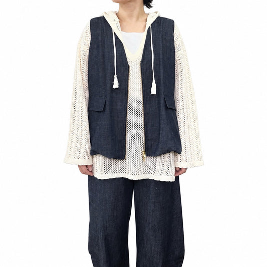 【予約】【2月下旬入荷予定】   siro 展示会　  R713309   ソフトデニムVネックベスト     SPRING/SUMMER   (20261015)