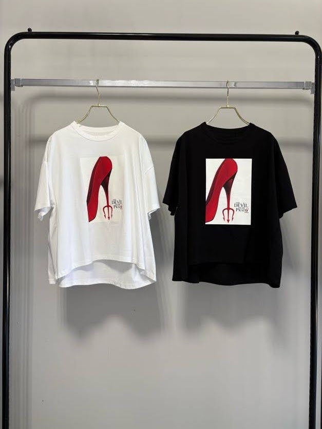 【予約】【3月下旬入荷予定】マルゴーヴィンテージ展示会　MGCT-27034-S    THE DEVIL WEARS PRADA 2 プリントTシャツ　2027/Spring collection　(20261006MG)