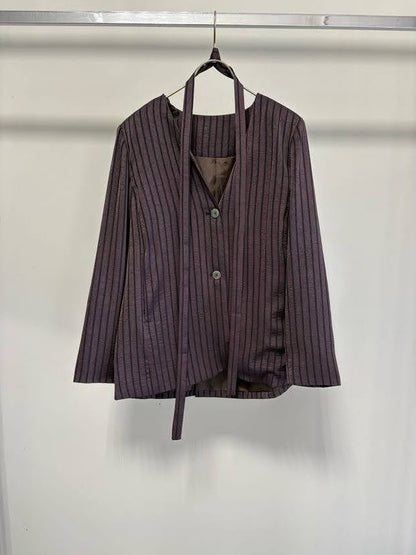 【予約】【2月下旬入荷予定】GOOD VIEW DESIGN展示会　GVDJK-27001  サテンストライプノーカラージャケット　2027/Spring collection　(20261006GVD)
