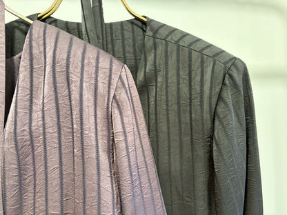 【予約】【2月下旬入荷予定】GOOD VIEW DESIGN展示会　GVDJK-27001  サテンストライプノーカラージャケット　2027/Spring collection　(20261006GVD)