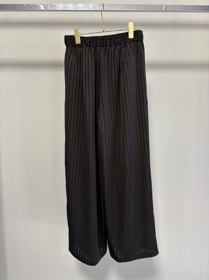 【予約】【2月下旬入荷予定】GOOD VIEW DESIGN展示会　GVDPT-27002  サテンストライプパンツ　2027/Spring collection　(20261006GVD)