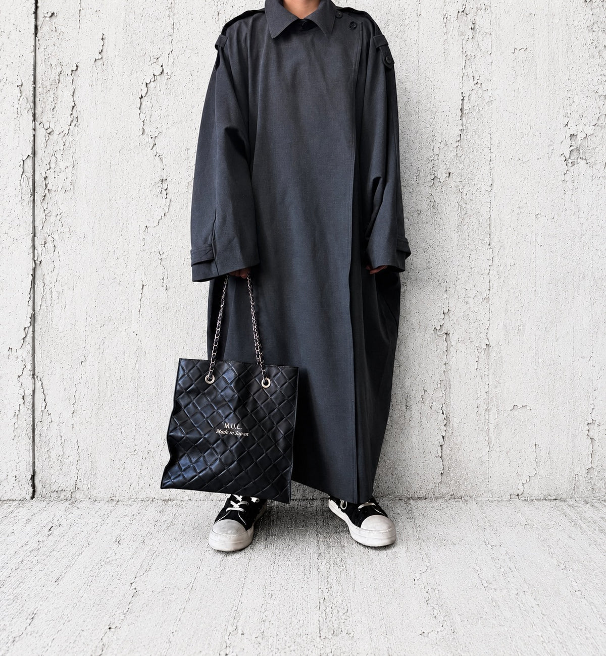 【2026/9月MUL展示会】【予約】MUL168-284  　SHOPPER30 　形状記憶レザー　ブラックキルティング型押し　　(20260912)